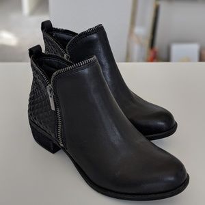Like New Leather Lucky Brand Booties